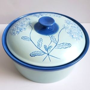 Vintage '78 Bean Pot Robin's Egg Blue & Cobalt Hand Painted Hyrdrangea Florals